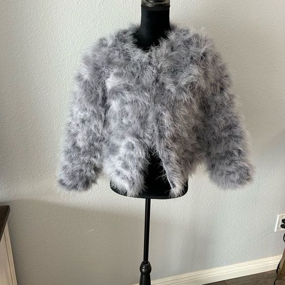 Ostrich festival smoky grey feather coat - Picture 2 of 5